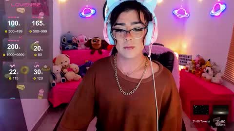 Snapshot of michellevanss22 chatting on October 16, 2025, 5:47 pm online show from October 16, 2025, 5:47 pm