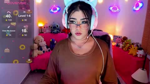 Snapshot of michellevanss22 chatting on November 22, 2025, 6:56 am online show from November 22, 2025, 6:56 am