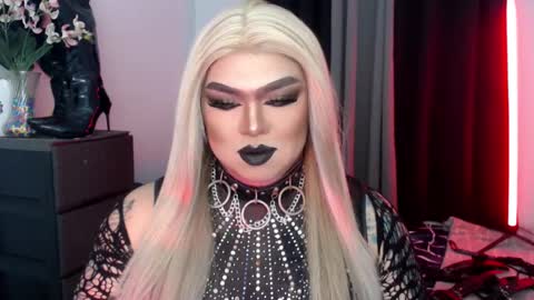 Michelle online show from October 28, 2025, 5:37 pm