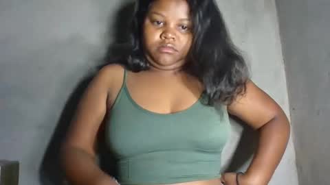 michou61 online show from February 10, 2026, 6:06 am