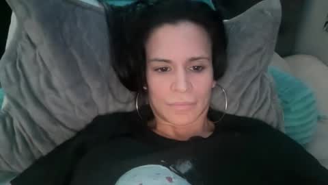 Skye online show from February 27, 2025, 7:26 pm