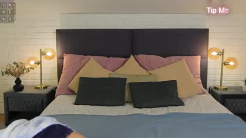 micky___love online show from July 17, 2026, 7:19 pm