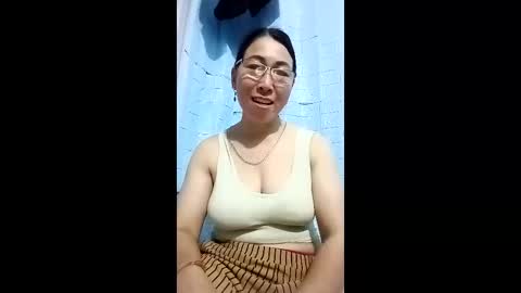 Miky online show from April 19, 2026, 8:11 pm