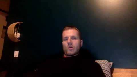 mickylove67 online show from April 18, 2026, 9:04 pm