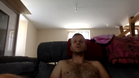 Snapshot of mickylove67 chatting on August 8, 2026, 9:11 am mickylove67 online show from August 8, 2026, 9:11 am