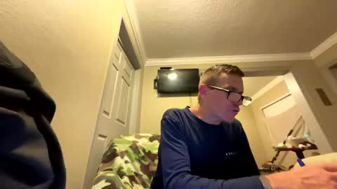 mickymu online show from February 19, 2025, 4:44 am