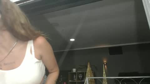 mickystrumia online show from December 16, 2025, 12:26 am