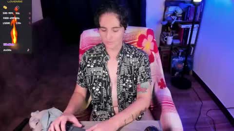 Blue online show from December 10, 2024, 2:05 am