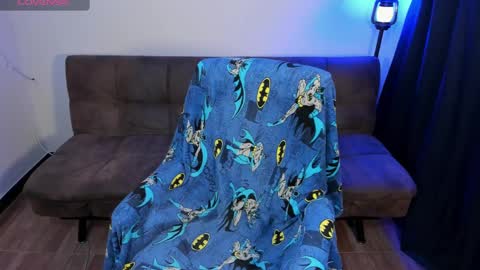 Blue online show from February 13, 2025, 4:11 am