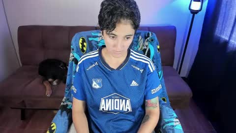 Blue online show from April 23, 2026, 3:36 pm