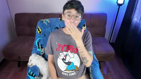 Blue online show from June 4, 2026, 3:29 pm