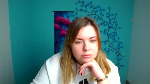 Mariana online show from November 4, 2025, 12:15 pm