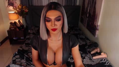 KATE online show from January 19, 2025, 9:01 am