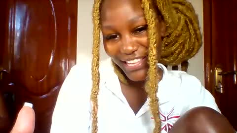 midnightt_tease online show from September 12, 2025, 11:54 am