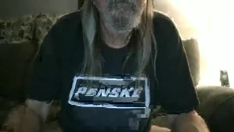 Snapshot of midnite_7 chatting on June 18, 2026, 3:40 am midnite_7 online show from June 18, 2026, 3:40 am