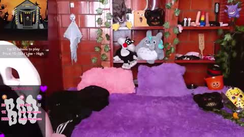 Midori 7u7 online show from October 28, 2025, 4:09 pm