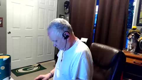 midwestdad09 online show from April 19, 2026, 10:47 am