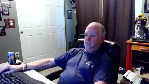 midwestdad09 online show from June 6, 2026, 12:27 am
