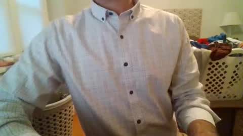 Snapshot of midwestdad2026 chatting on January 14, 2026, 10:47 pm midwestdad2026 online show from January 14, 2026, 10:47 pm