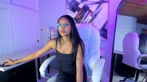 Snapshot of miel_ambar chatting on May 6, 2026, 2:00 pm miel_ambar online show from May 6, 2026, 2:00 pm