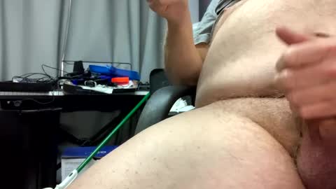 Snapshot of miggie001 chatting on January 28, 2025, 2:53 pm miggie001 online show from January 28, 2025, 2:53 pm