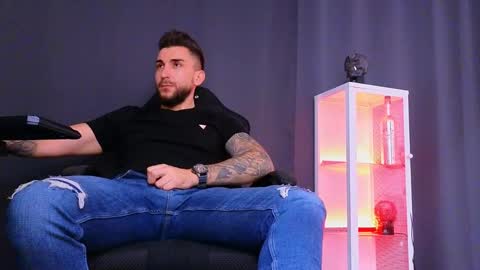 MightyAaron online show from February 17, 2025, 6:09 am