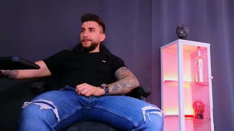 MightyAaron online show from March 4, 2025, 5:42 am