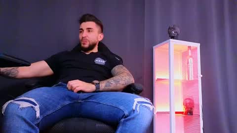 MightyAaron online show from March 5, 2025, 4:35 pm