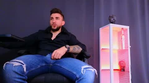 MightyAaron online show from March 6, 2025, 6:19 am