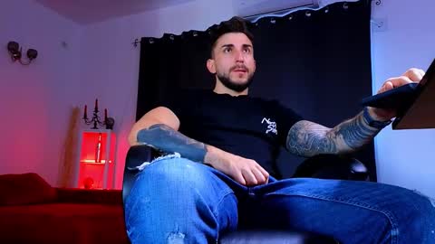 MightyAaron online show from September 8, 2025, 3:22 pm