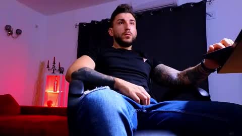 MightyAaron online show from September 12, 2025, 1:28 am