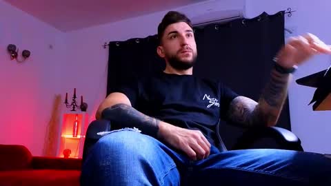 MightyAaron online show from October 30, 2025, 2:46 am