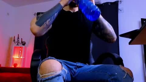 MightyAaron online show from April 21, 2026, 2:51 am