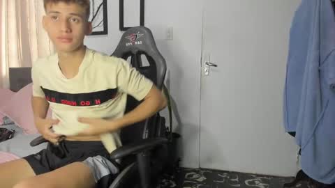 Miguel Hernandez online show from January 24, 2025, 7:39 pm