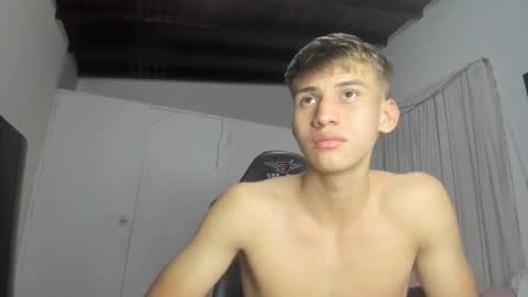 Miguel Hernandez online show from March 4, 2025, 7:43 pm