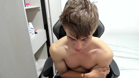 Miguel Hernandez online show from October 26, 2025, 1:28 pm