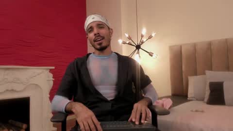 miguelsanfrancisco online show from February 7, 2025, 11:45 am