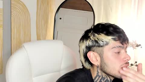 MIHAIL LEROY finally independent model online show from January 8, 2025, 10:48 pm