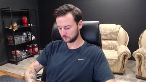 Misha Winchester online show from September 13, 2025, 8:14 am