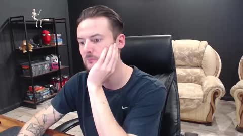 Misha Winchester online show from November 13, 2025, 8:46 am