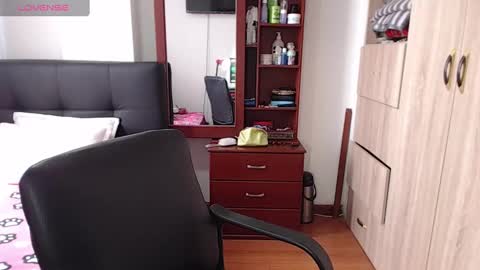  miia big1boobs online show from January 29, 2025, 6:28 pm