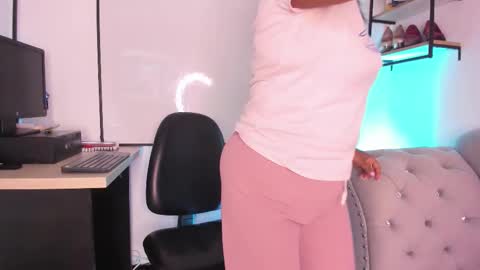 miia_blace online show from March 19, 2026, 2:26 am