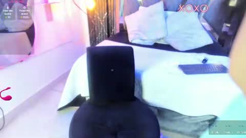 Snapshot of miia_deluxe_ chatting on June 14, 2026, 1:58 am miia_deluxe_ online show from June 14, 2026, 1:58 am