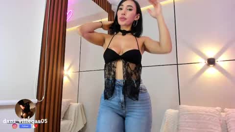 Snapshot of miia_parker_ chatting on May 8, 2026, 1:27 pm online show from May 8, 2026, 1:27 pm