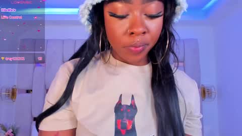 Miia Schwarz  online show from December 10, 2024, 2:16 am