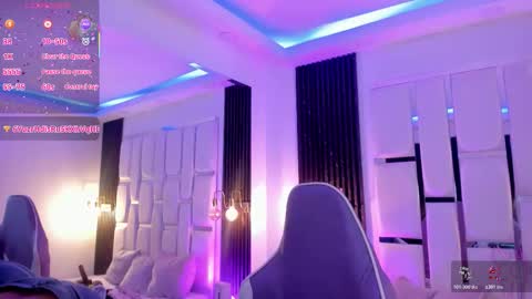 Miia Schwarz  online show from November 10, 2025, 8:08 pm