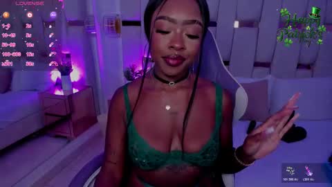 Miia Schwarz  online show from March 18, 2026, 12:03 am