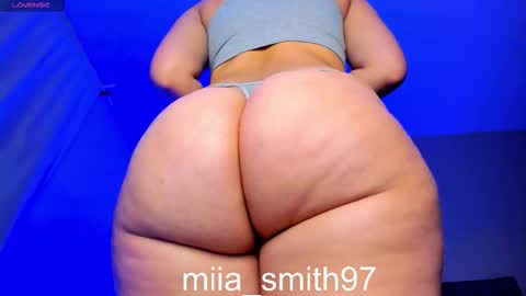 mia online show from September 25, 2025, 9:51 pm