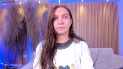 Miia 3 online show from December 20, 2024, 11:21 am