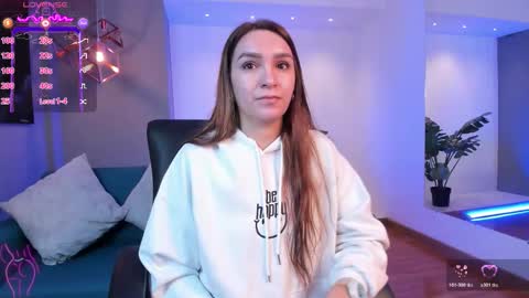 Miia 3 online show from November 6, 2025, 12:06 pm